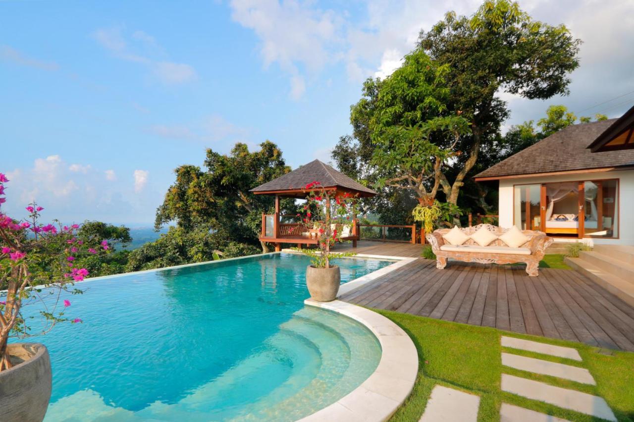 Villa Saraswati Lovina Exterior photo