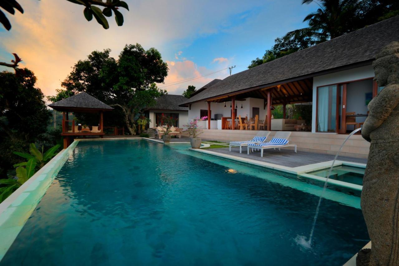 Villa Saraswati Lovina Exterior photo