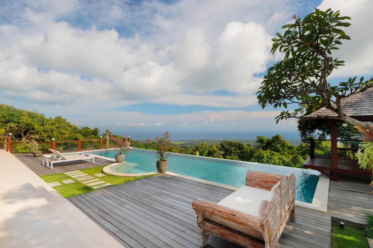 Villa Saraswati Lovina Exterior photo