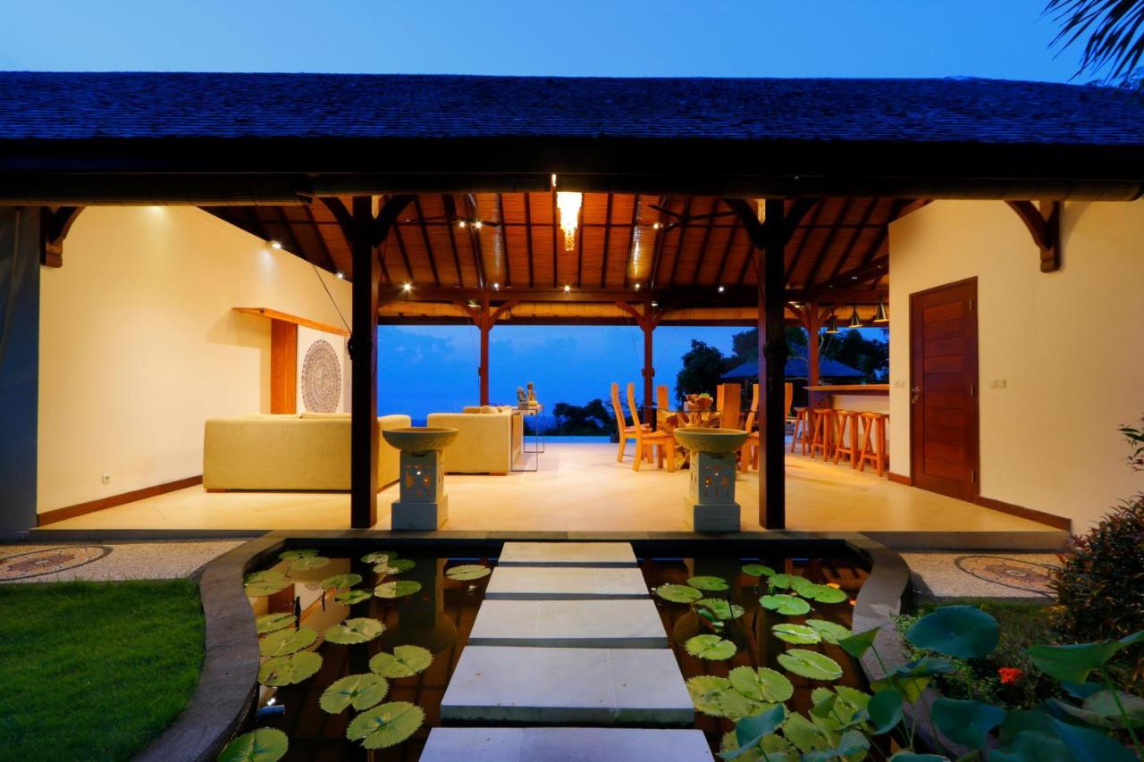 Villa Saraswati Lovina Exterior photo